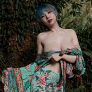 OnlyFans社保姬《黎菲儿》写真合集