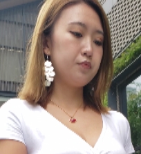 紧身长裤高跟长腿高挑美女