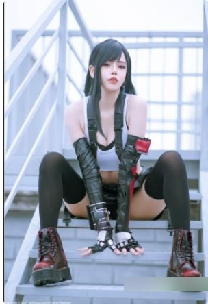 Onlyfans南韩童颜大灯妹《Shiro》精致写真