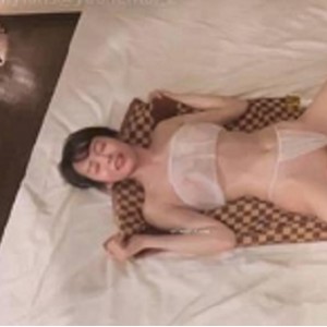 onlyfans邻家型清纯可爱完美身材美少女按摩事件原委