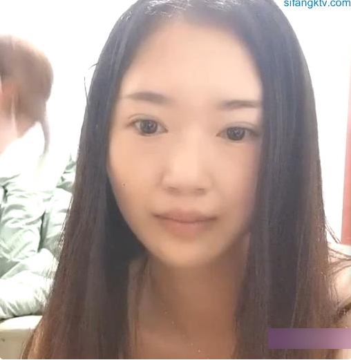 奇妙独家：精选妹子和闺蜜一起伺候农村小伙