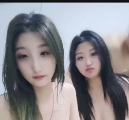 姐妹花大哥双人游戏，亲情体验一小时，美颜男主笑容满满