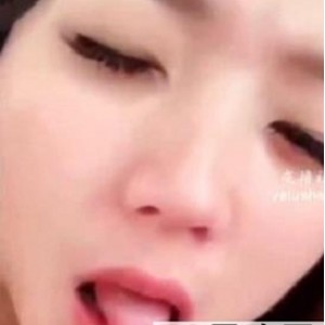 VIP精华版草莓味小仙女：高颜值推特网红，养眼心动青春丰满！